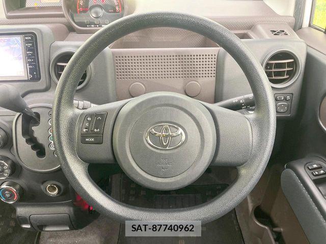 Toyota SPADE 2015-11 7252416-10