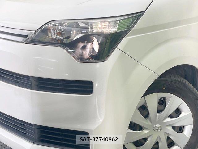 Toyota SPADE 2015-11 7252416-11