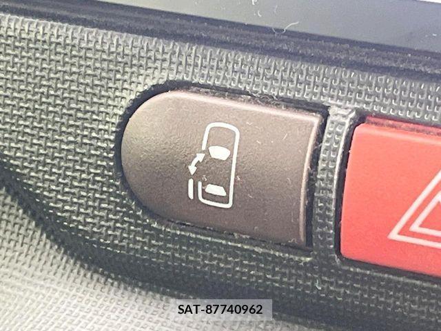 Toyota SPADE 2015-11 7252416-3