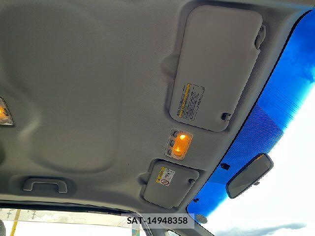 Toyota SPADE 2013-08 7273001-22