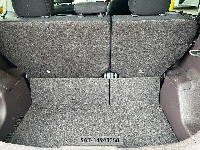 Toyota SPADE 2013-08 7273001-23