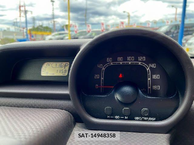 Toyota SPADE 2013-08 7273001-7