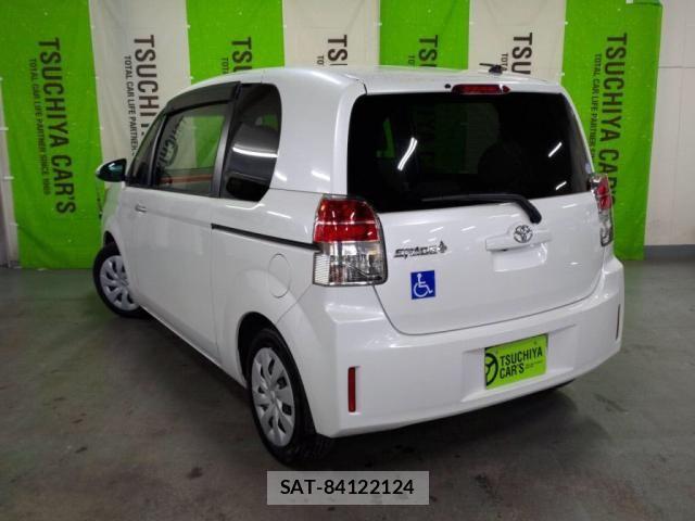 Toyota SPADE 2013-07 7330262-10