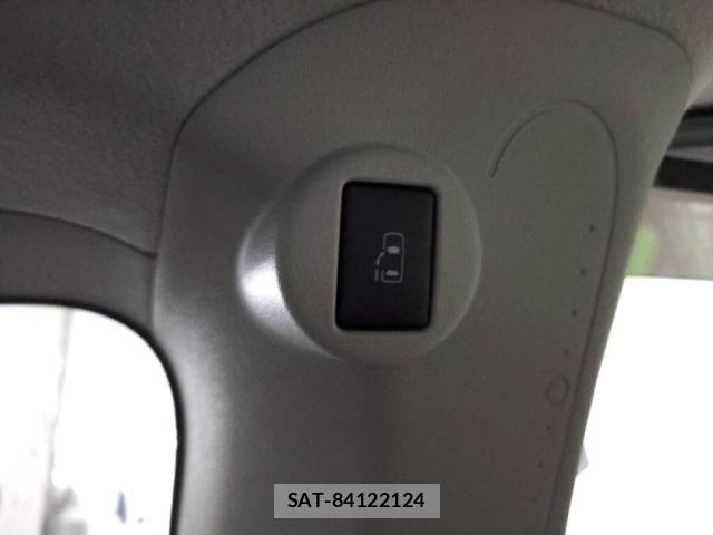 Toyota SPADE 2013-07 7330262-21