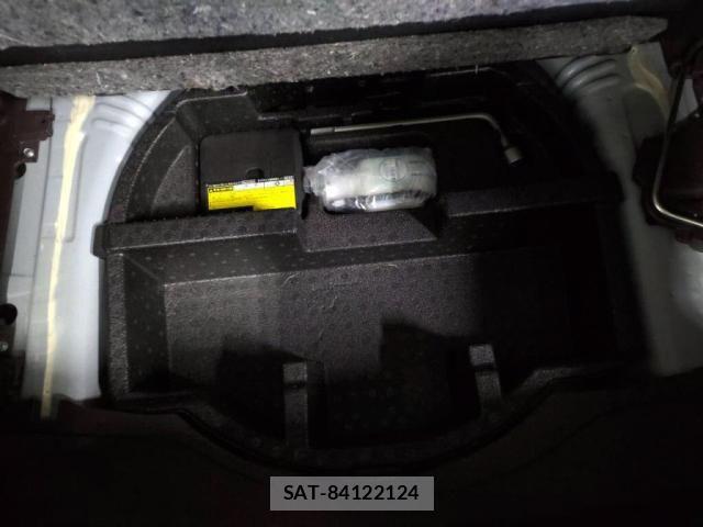 Toyota SPADE 2013-07 7330262-28