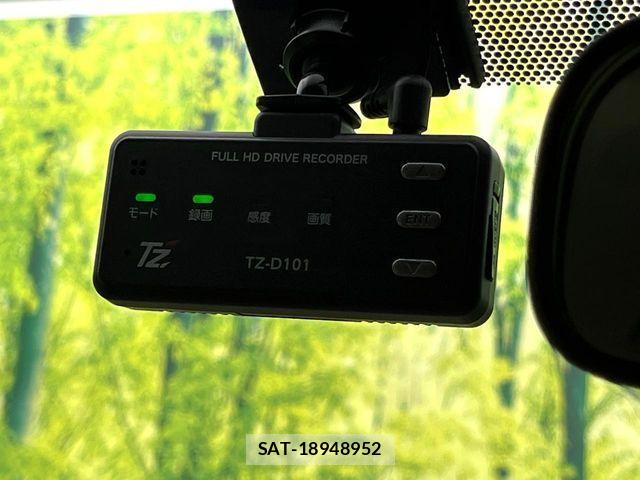 Toyota SPADE 2017-12 7359939-5