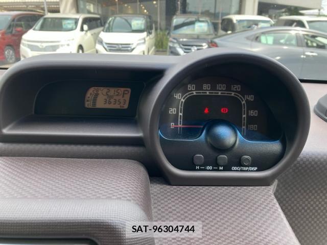 Toyota SPADE 2013-07 7359937-12