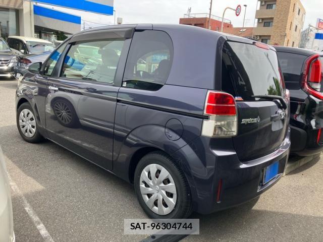 Toyota SPADE 2013-07 7359937-1