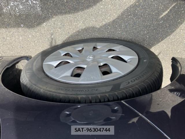 Toyota SPADE 2013-07 7359937-4