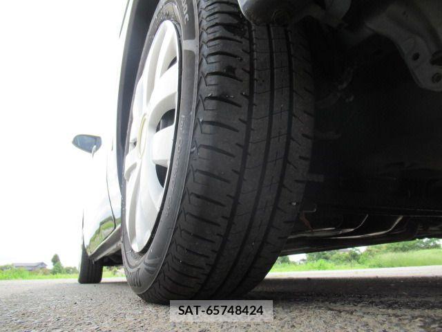 Toyota SPADE 2013-07 7394259-19