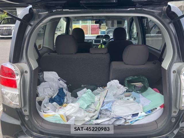 Toyota SPADE 2013-08 7394258-6
