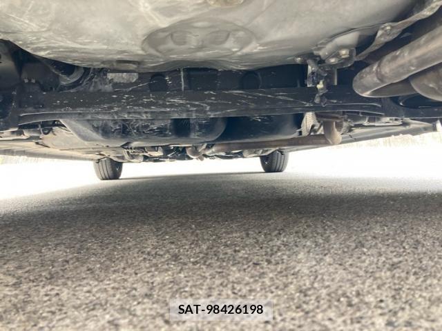 Toyota SPADE 2015-07 7394260-10