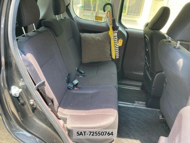 Toyota SPADE 2014-10 7458066-12