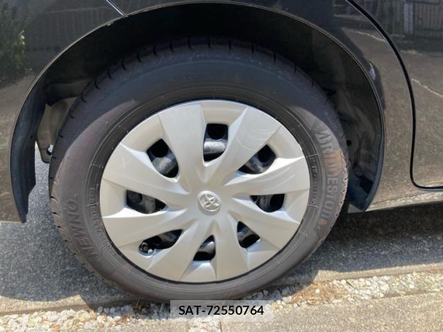 Toyota SPADE 2014-10 7458066-7