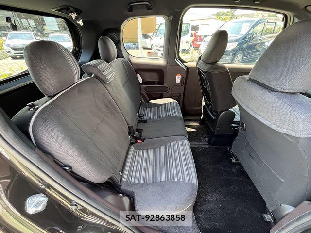 Toyota SPADE 2016-01 7458059-9