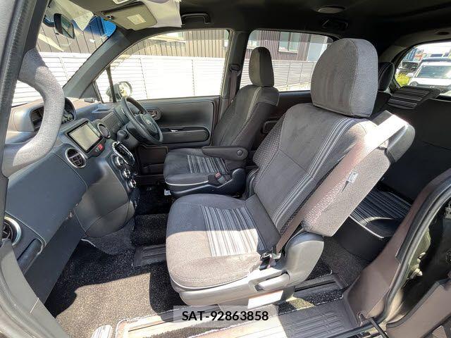 Toyota SPADE 2016-01 7458059-18