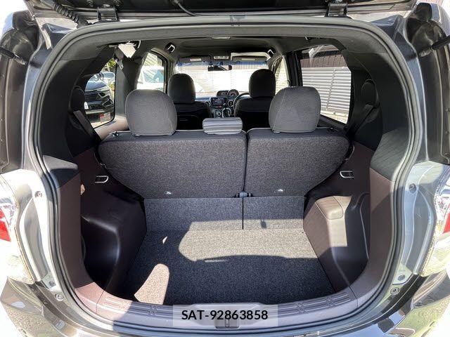 Toyota SPADE 2016-01 7458059-20