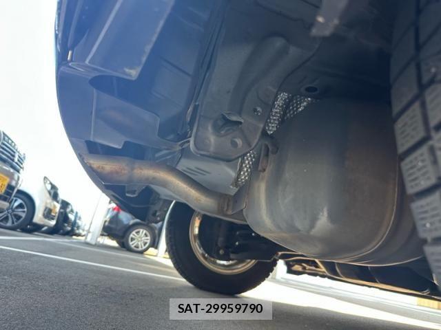 Toyota SPADE 2014-05 7458064-10