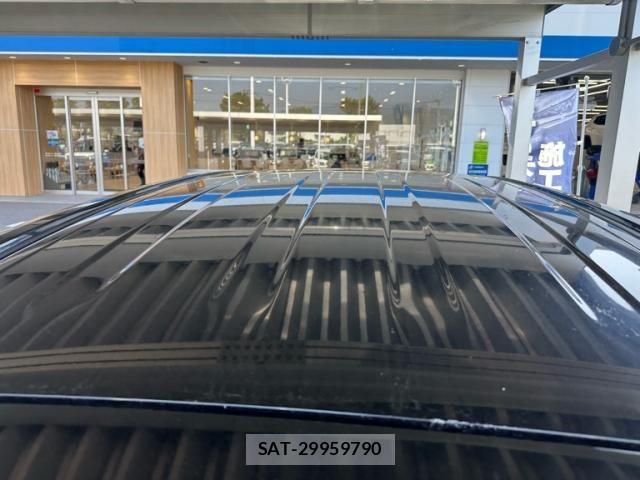 Toyota SPADE 2014-05 7458064-13