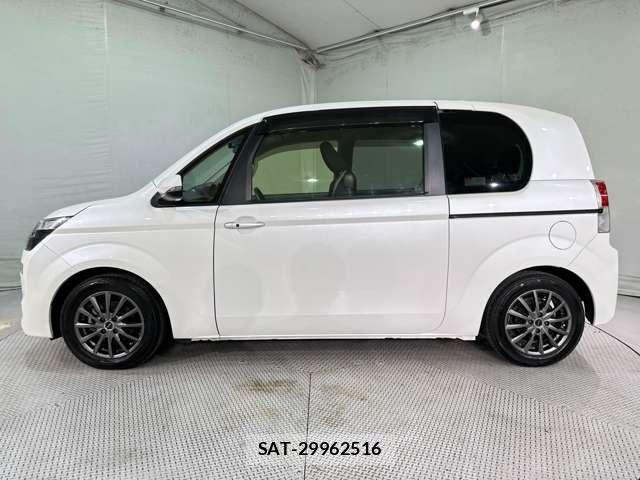 Toyota SPADE 2016-01 7458061-7