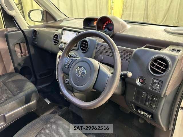 Toyota SPADE 2016-01 7458061-8