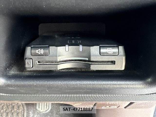 Toyota SPADE 2014-10 7458062-5