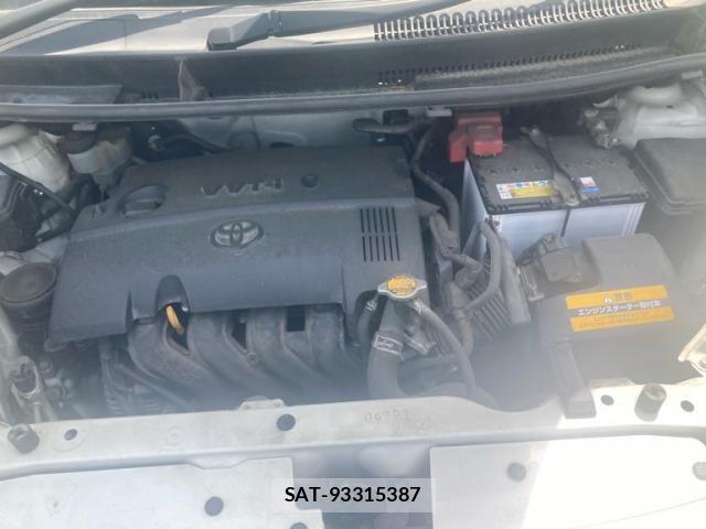 Toyota SPADE 2012-07 7458065-12