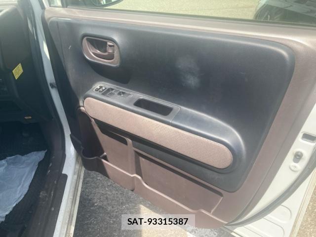 Toyota SPADE 2012-07 7458065-13