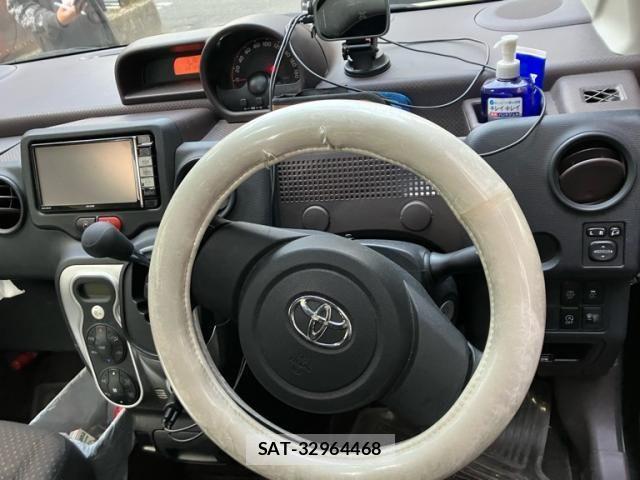 Toyota SPADE 2015-09 7510134-17