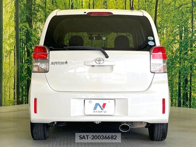 Toyota SPADE 2015-11 7562901-14