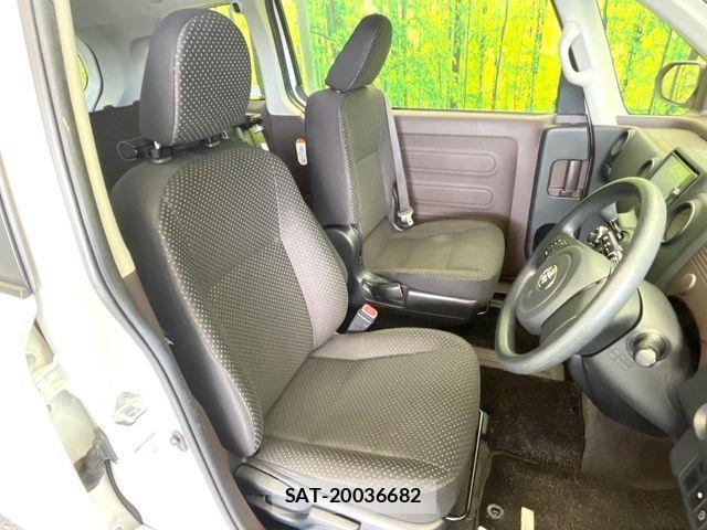 Toyota SPADE 2015-11 7562901-7