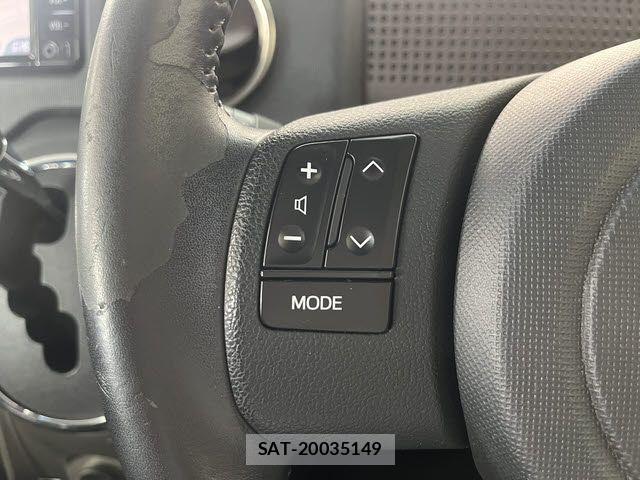 Toyota SPADE 2018-03 7562899-16