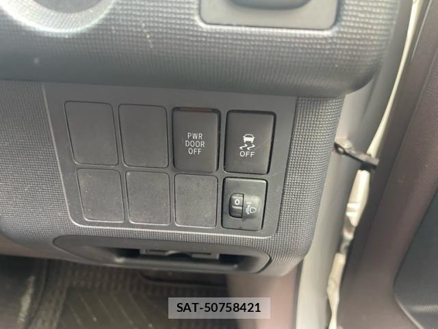 Toyota SPADE 2012-11 7620301-9