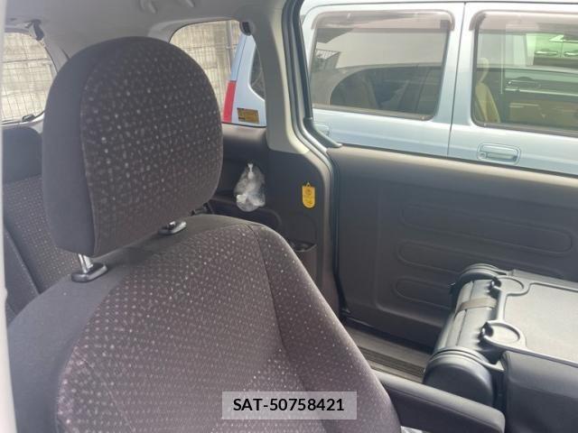 Toyota SPADE 2012-11 7620301-11