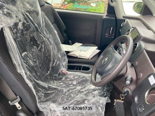 Toyota SPADE 2013-11 7620303-10