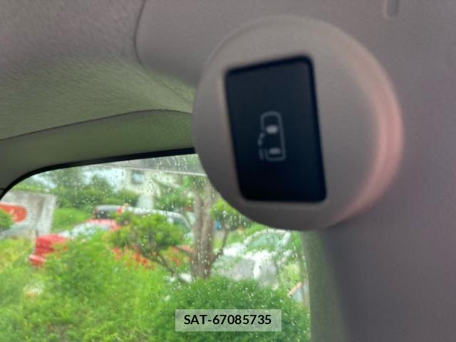 Toyota SPADE 2013-11 7620303-14