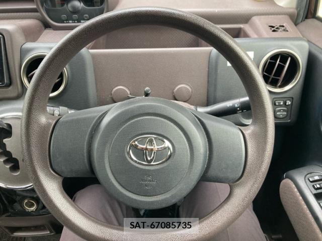 Toyota SPADE 2013-11 7620303-18