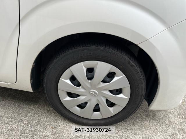 Toyota SPADE 2013-03 7620305-9