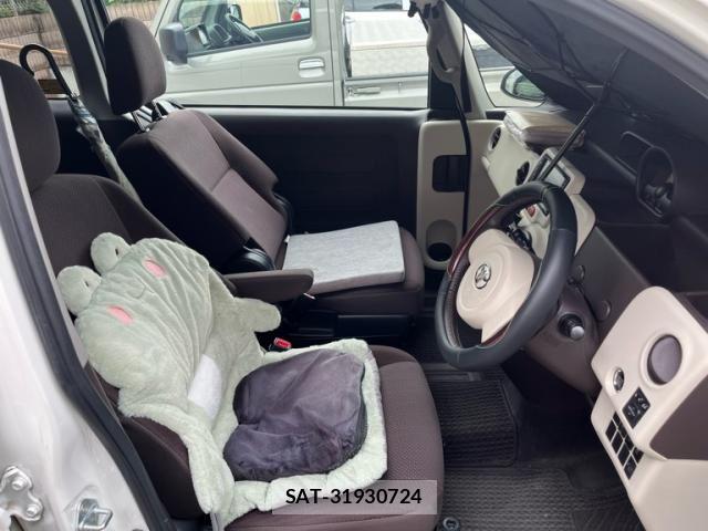 Toyota SPADE 2013-03 7620305-14