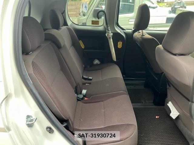 Toyota SPADE 2013-03 7620305-16