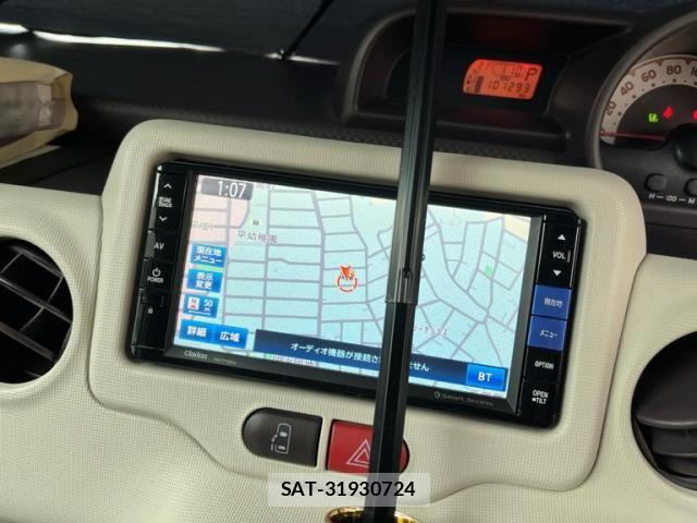 Toyota SPADE 2013-03 7620305-21