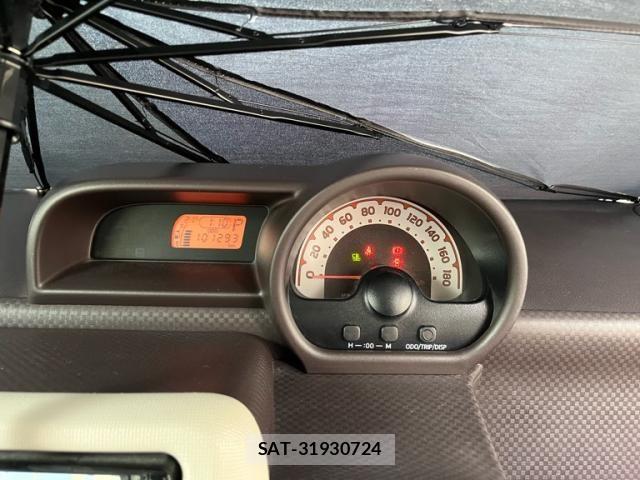 Toyota SPADE 2013-03 7620305-26