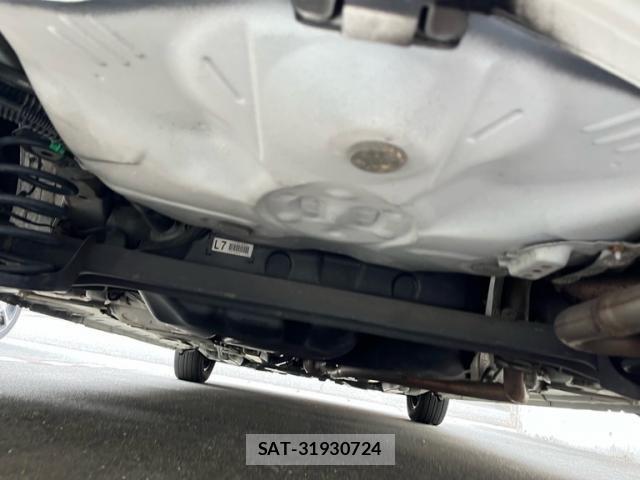 Toyota SPADE 2013-03 7620305-6