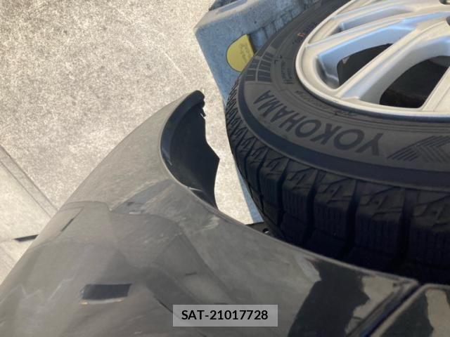 Toyota SPADE 2014-04 7620302-5