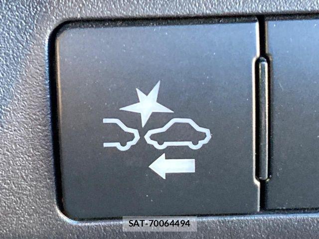 Toyota SPADE 2017-04 7620299-4