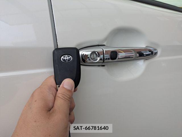 Toyota SPADE 2017-06 7620300-27
