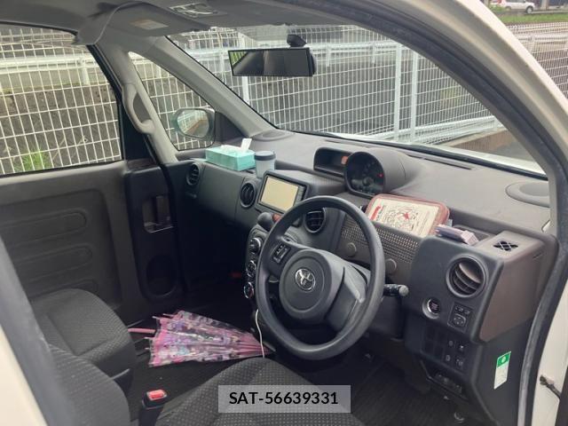 Toyota SPADE 2016-01 7620304-14