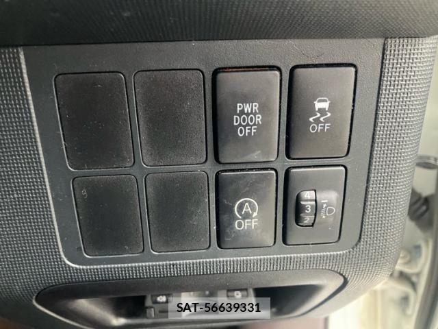 Toyota SPADE 2016-01 7620304-18