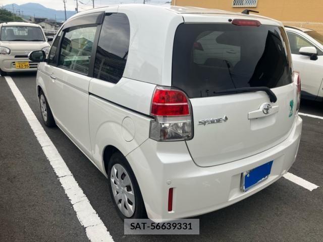 Toyota SPADE 2016-01 7620304-3