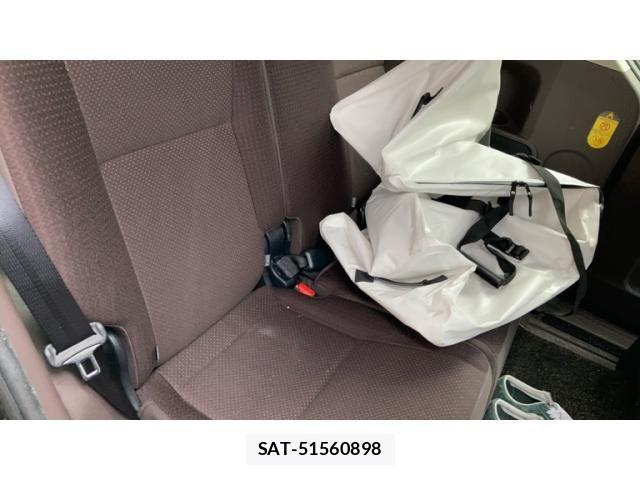 Toyota SPADE 2013-03 7729133-24